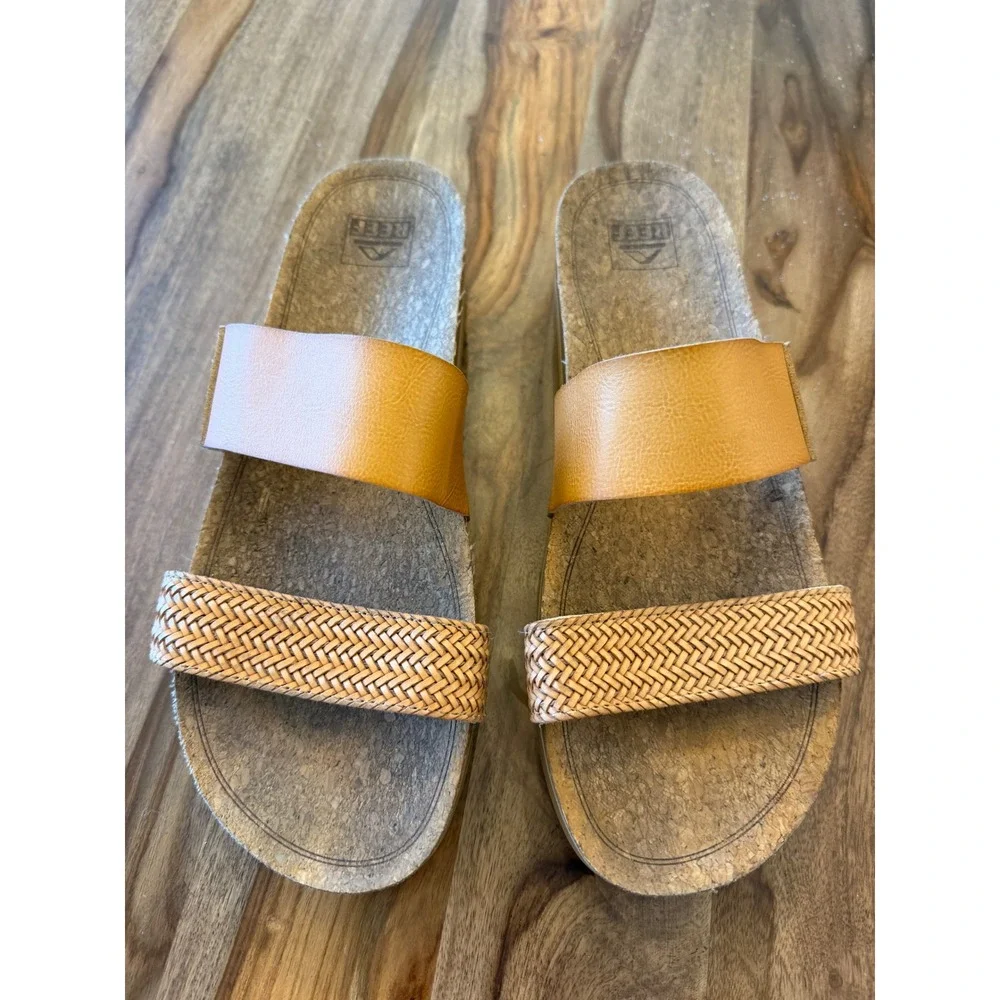 Reef Cushion Vista Hi Tan Gold Woven Platform Slide Sandals Womens 12 H-22 JHV